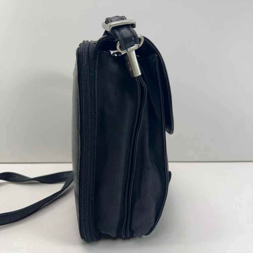 BLACK LEATHER Crossbody Wallet Style Organizer Multi Zip Pockets Travel Work Bag